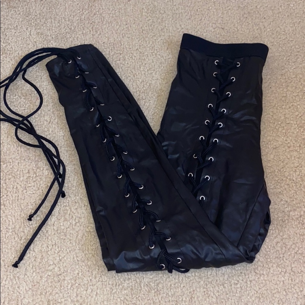 Lace up faux leather legging